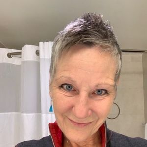 Meet your Posher, Laurie marie